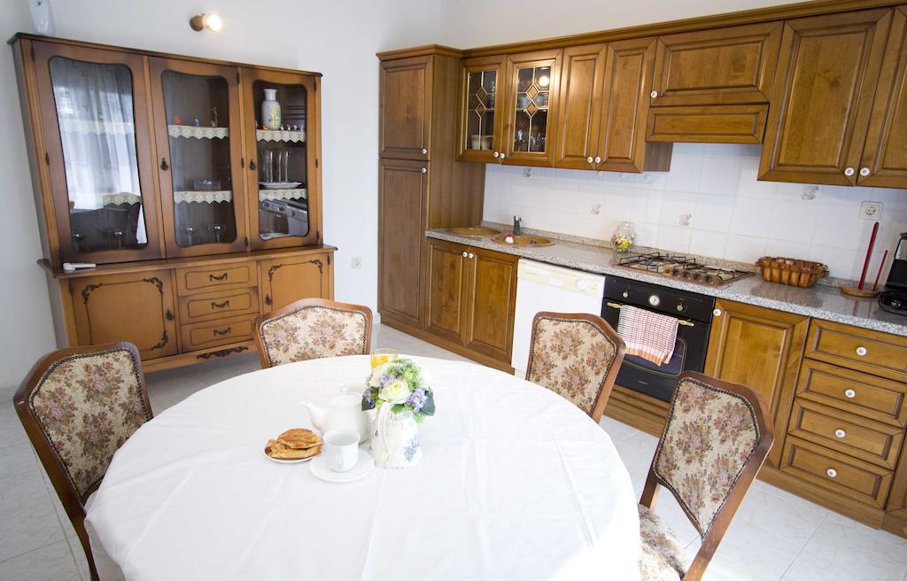 Apartment Pcelica Maja Podstrana Oda fotoğraf